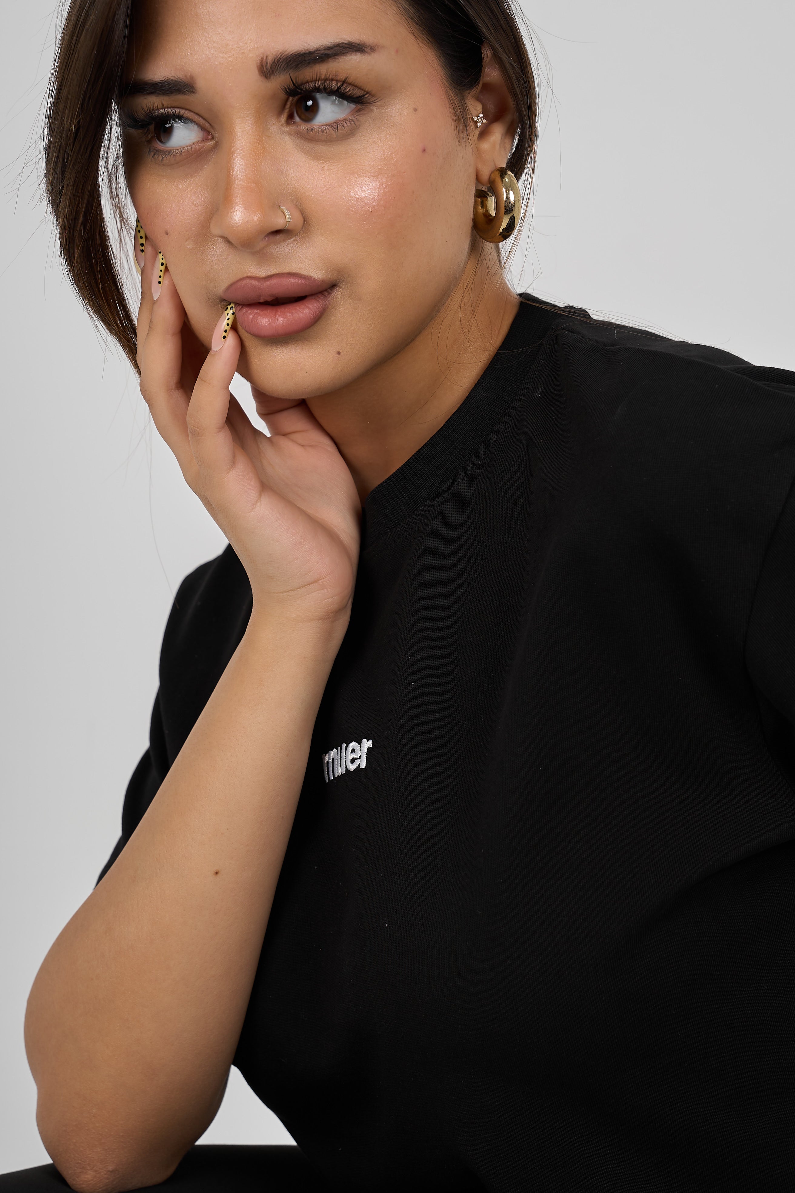 rnuer BLACK REG.